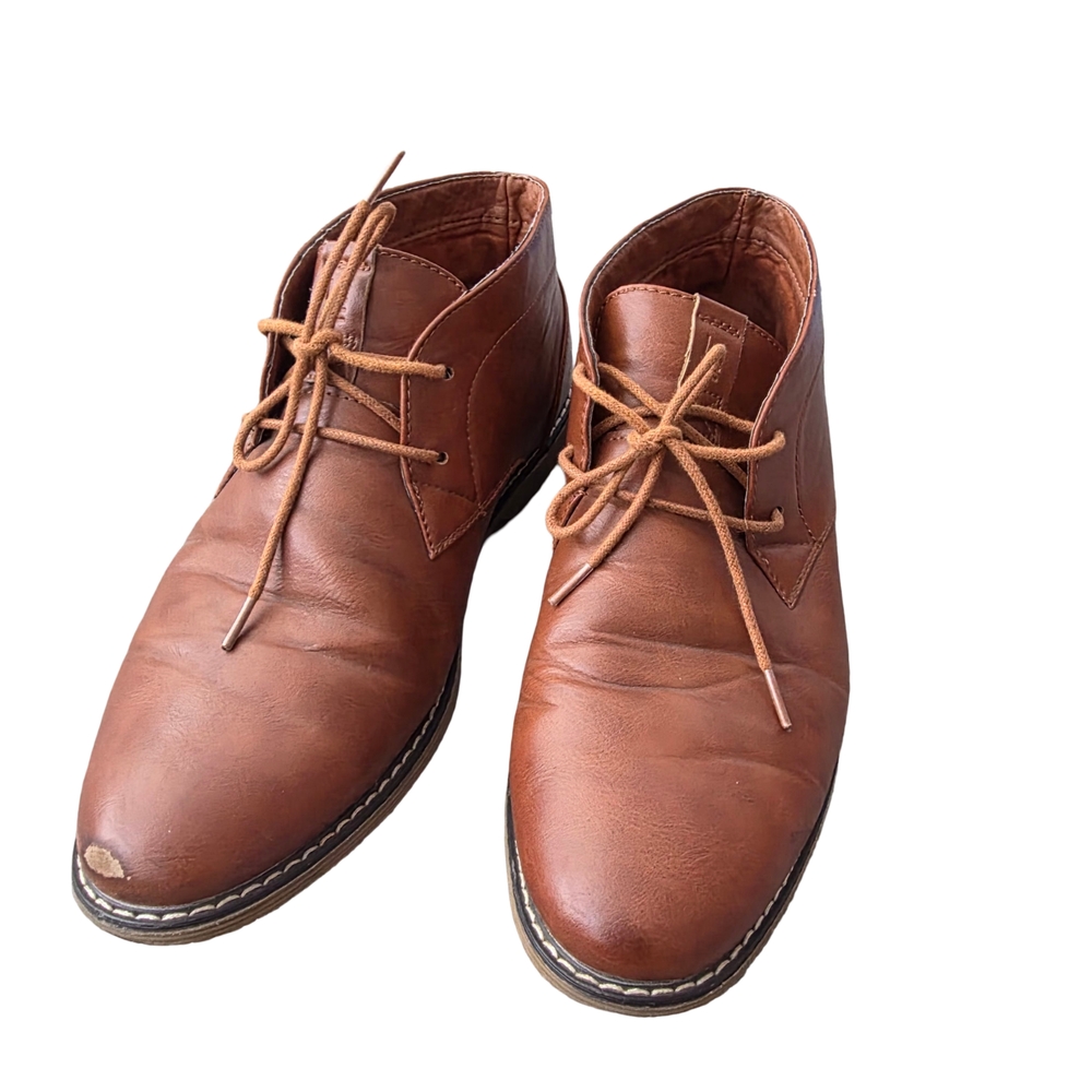London Fog Tan Chukka Boots for Men